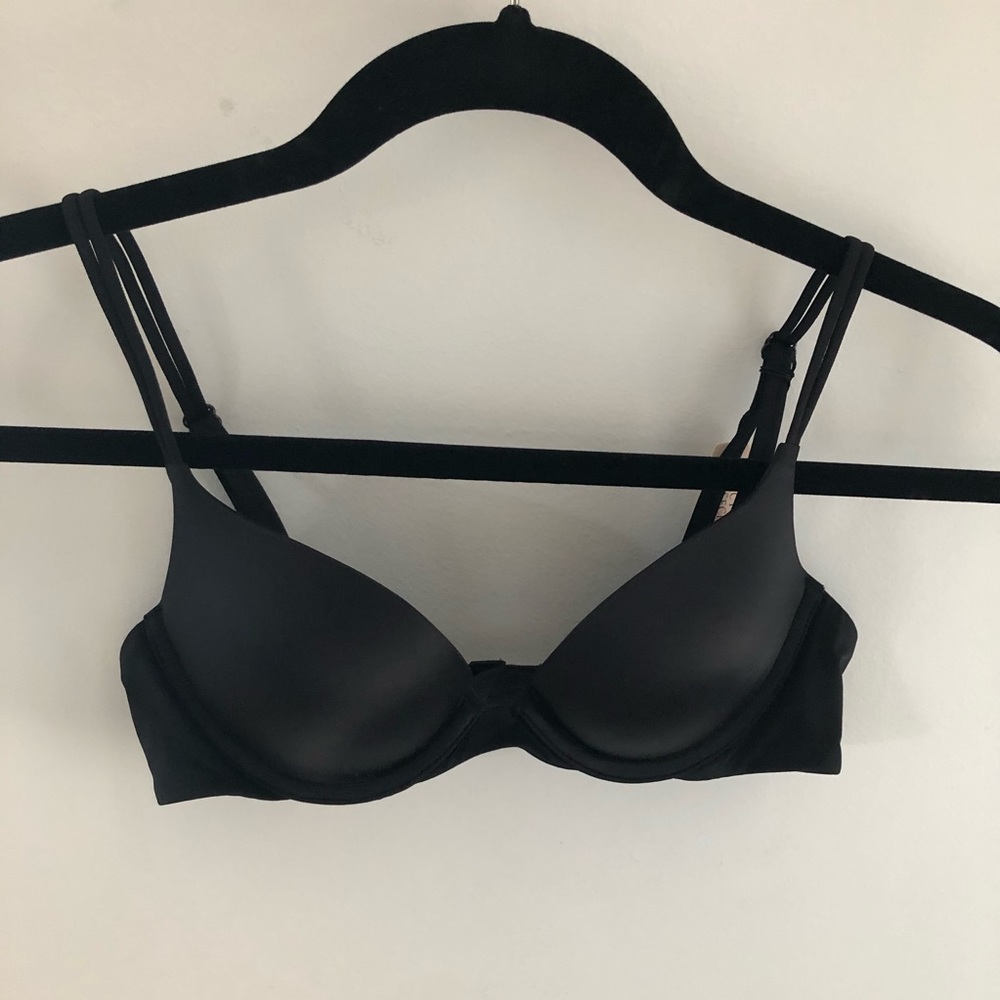 NWT Victoria’s Secret Very Sexy Push Up Bra